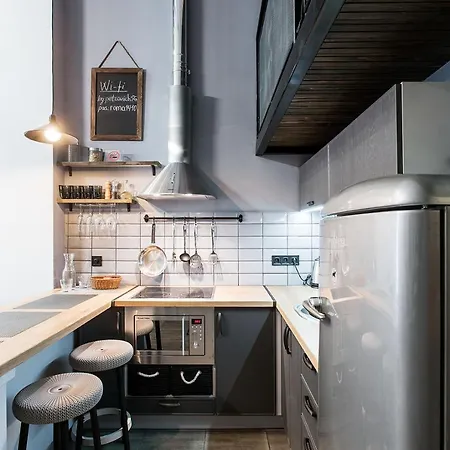 дворівнева для 4 гостей 32г-2 Apartment Odesa