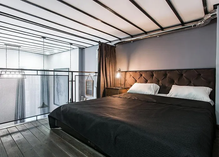 дворівнева для 4 гостей 32г-2 *